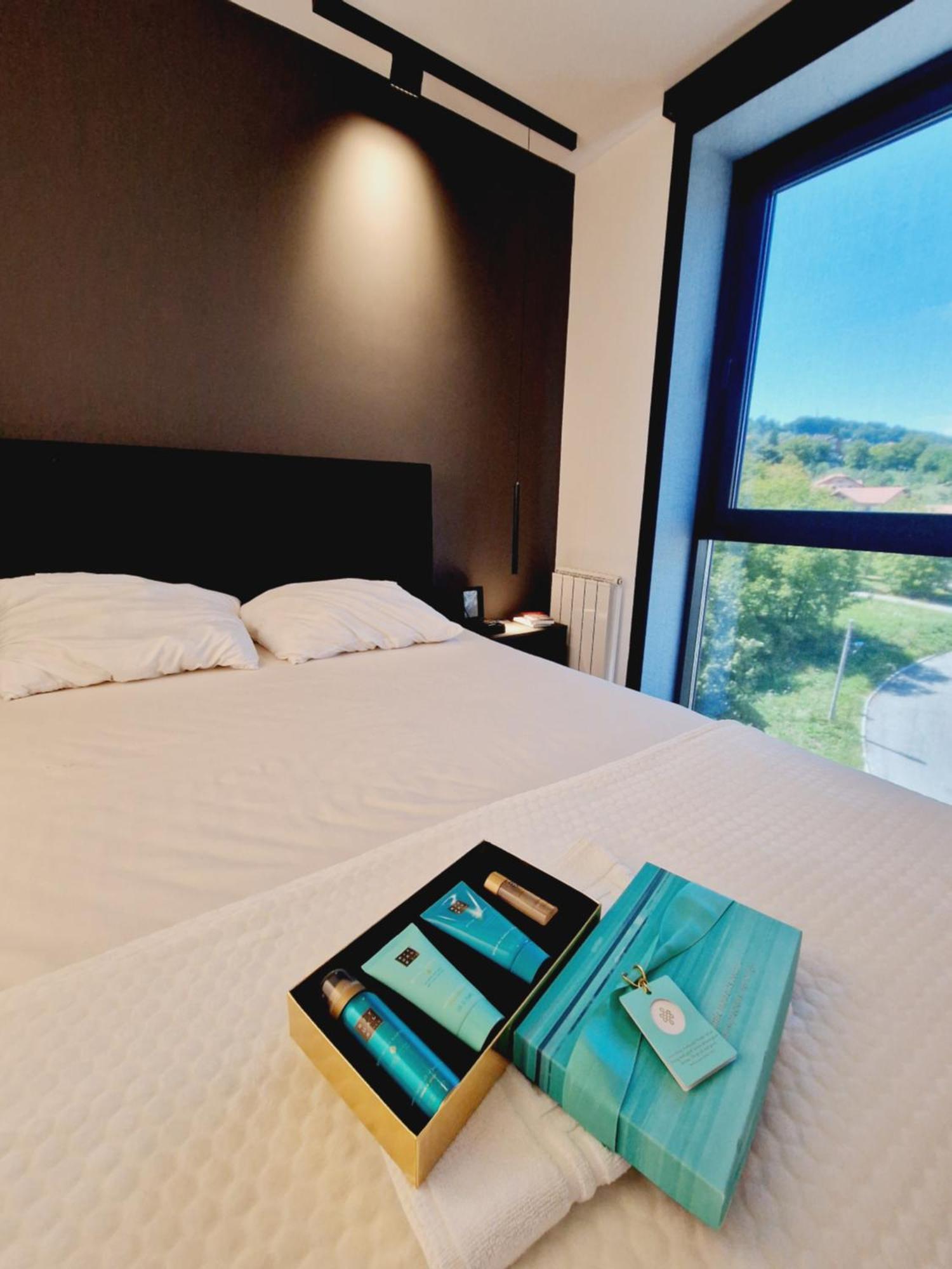Smart Loft Apartment Tuzla Eksteriør billede