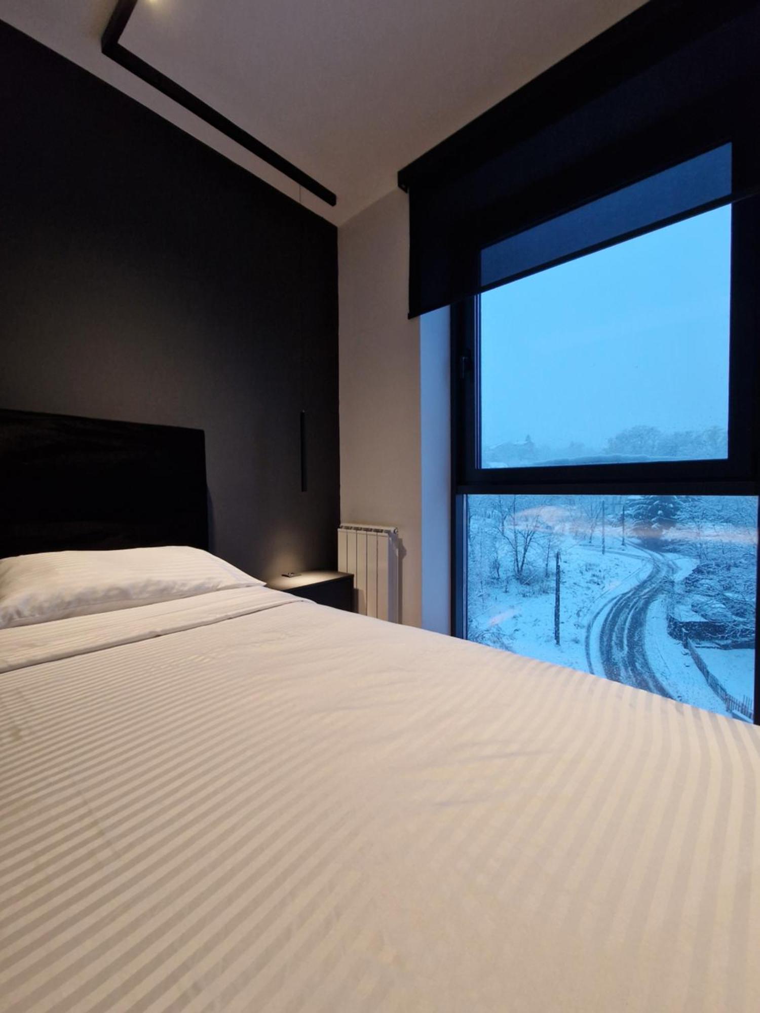 Smart Loft Apartment Tuzla Eksteriør billede